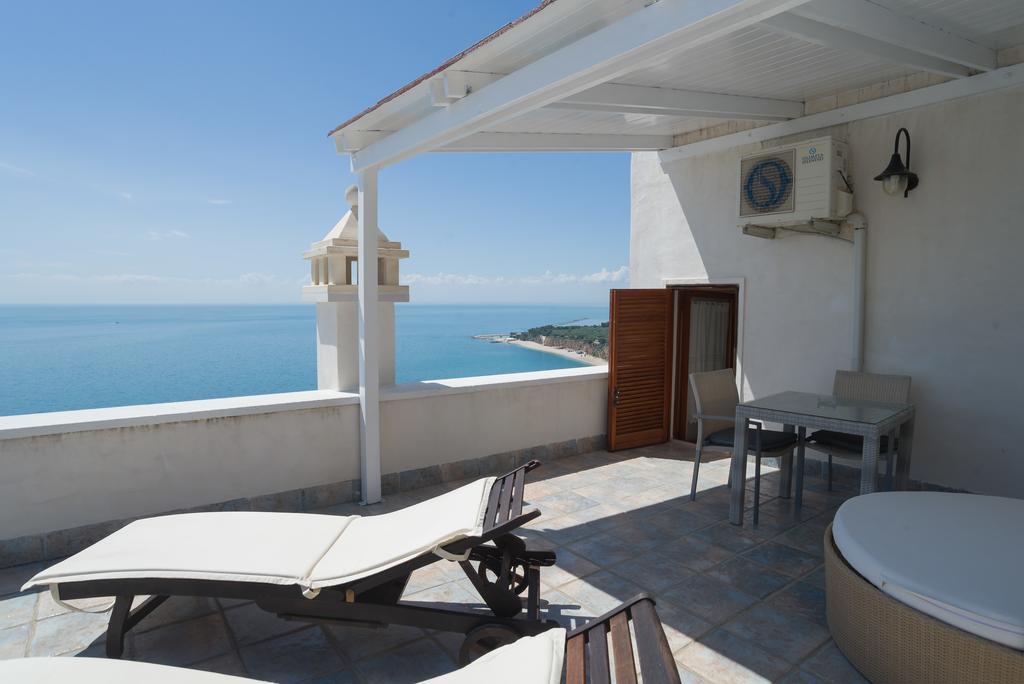 Villa Scapone Матината Екстериор снимка