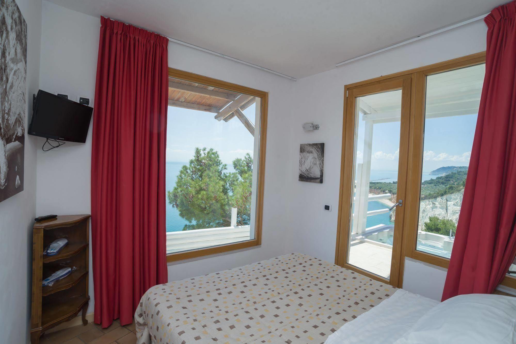Villa Scapone Матината Екстериор снимка