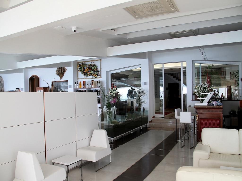 Villa Scapone Матината Екстериор снимка
